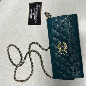 AUTHENTIC CHANEL side purse